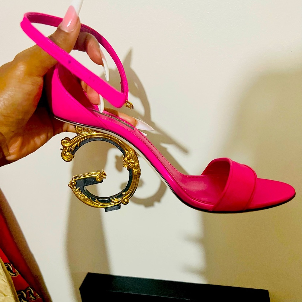 Dolce & gabbana pink dg heel
